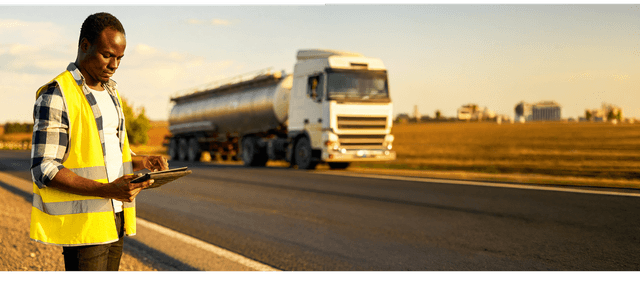 AI Dashcam for Fleet Safety & Driver Monitoring | Tracker